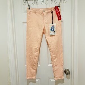 NWT VIP Jeans size 11/12 Women's Peach Skinny Buttlifter Jeans